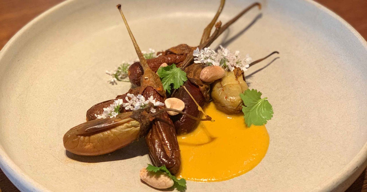 Mini berenjena con satay: receta fácil llena de sabor