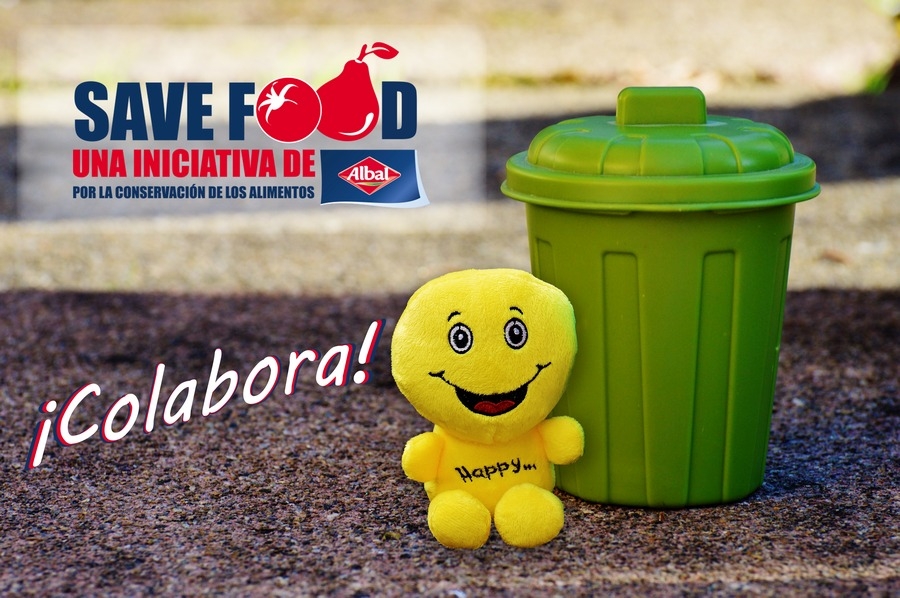 Basura verde y peluche happy amarillo