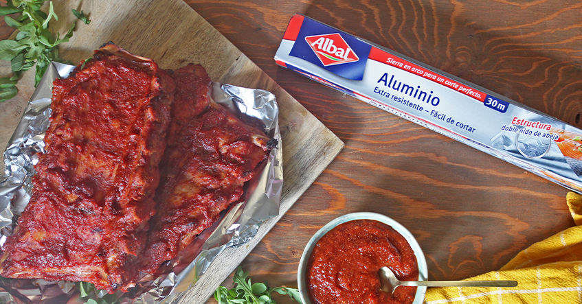 Receta Albal®: Costillas barbacoa con el Papel de Aluminio Albal®.