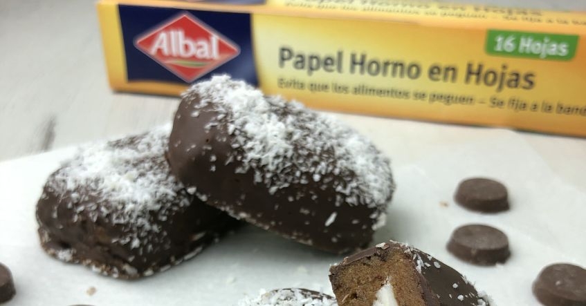 Recetas Albal®: Barritas rellenas de chocolate y coco con papel horno Albal®
