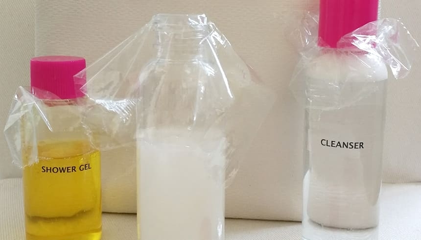 Truco Albal®: Cierra herméticamente frascos, recipientes y tubos con film transparente